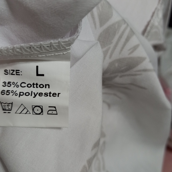 Beautiful L Summer Sleeveless Ruffle Trim Pineapple Print in Taupe on White - Picture 8 of 8